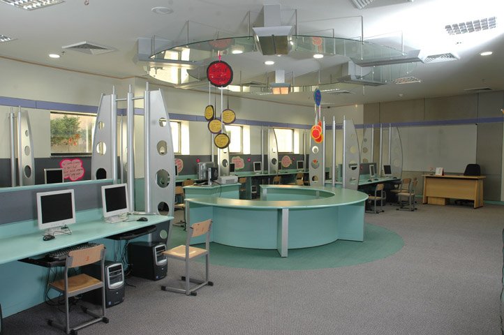 Computer Lab + collaborative learning commons